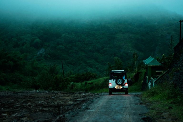 Monsoon travel in India β 10 beautiful places that come alive in rain with lush green landscapes