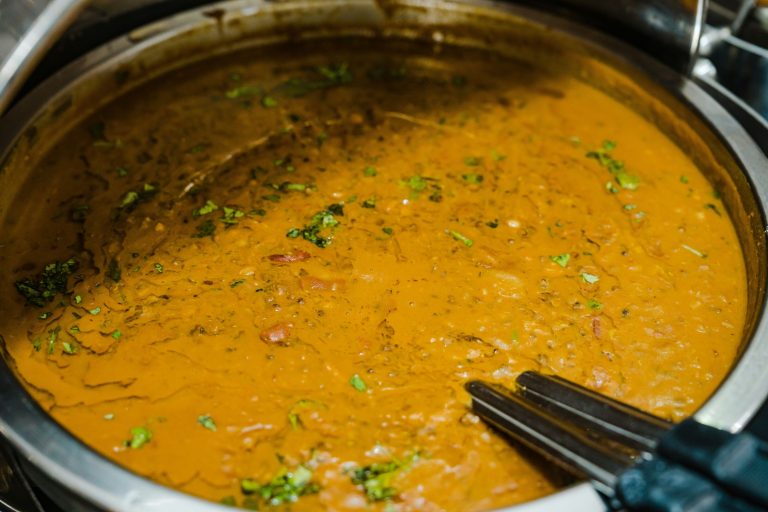 Restaurant-style dal makhani at home without overnight soaking β rich and creamy Indian lentil recipe